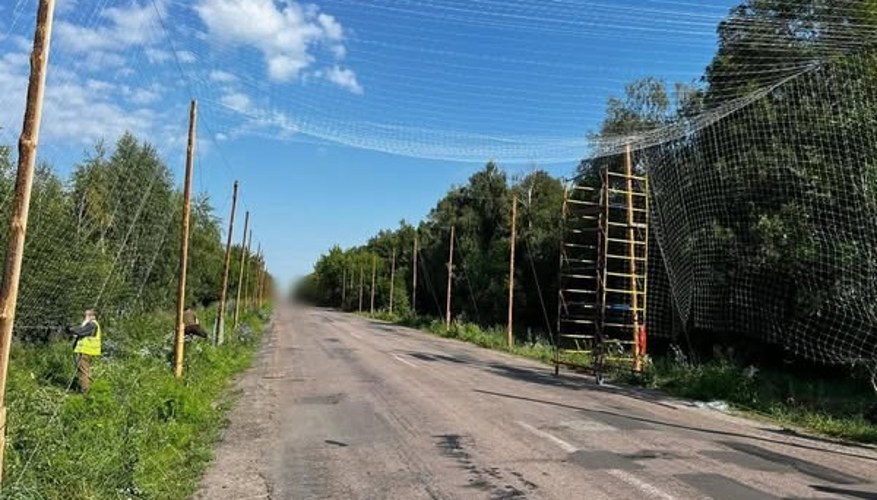 1066 км антидронового захисту: перебіг облаштування прифронтових доріг