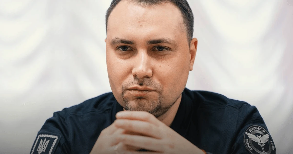 Кирило Буданов спілкується з журналістами на полях форуму YES у Києві