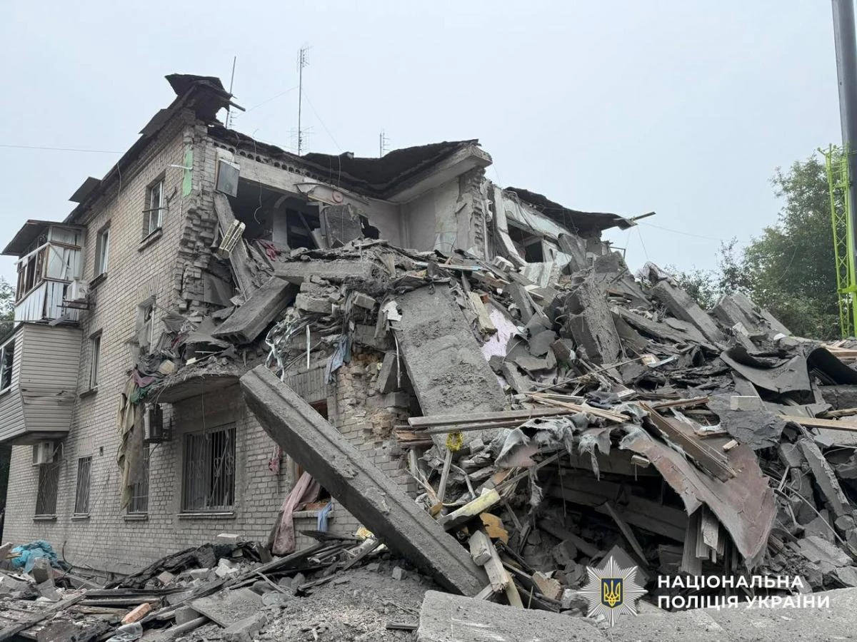 Зеленський: удар по Запоріжжю — п’ять КАБів, 12 загиблих, із них троє дітей